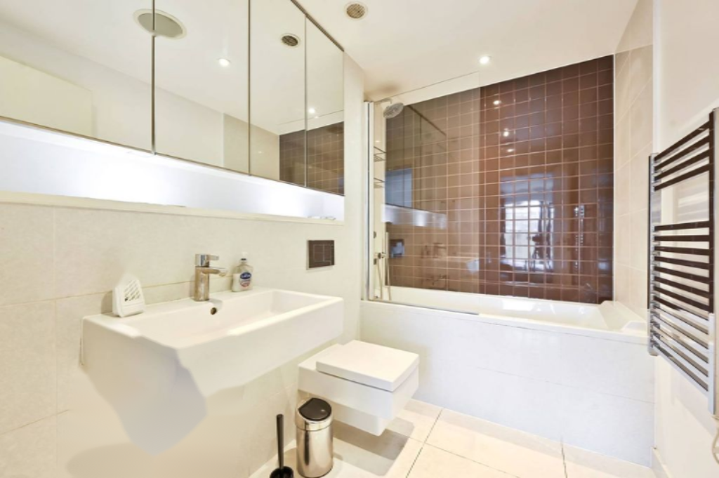 Piso en Londres, Reino Unido, 89 m² - imagen 1