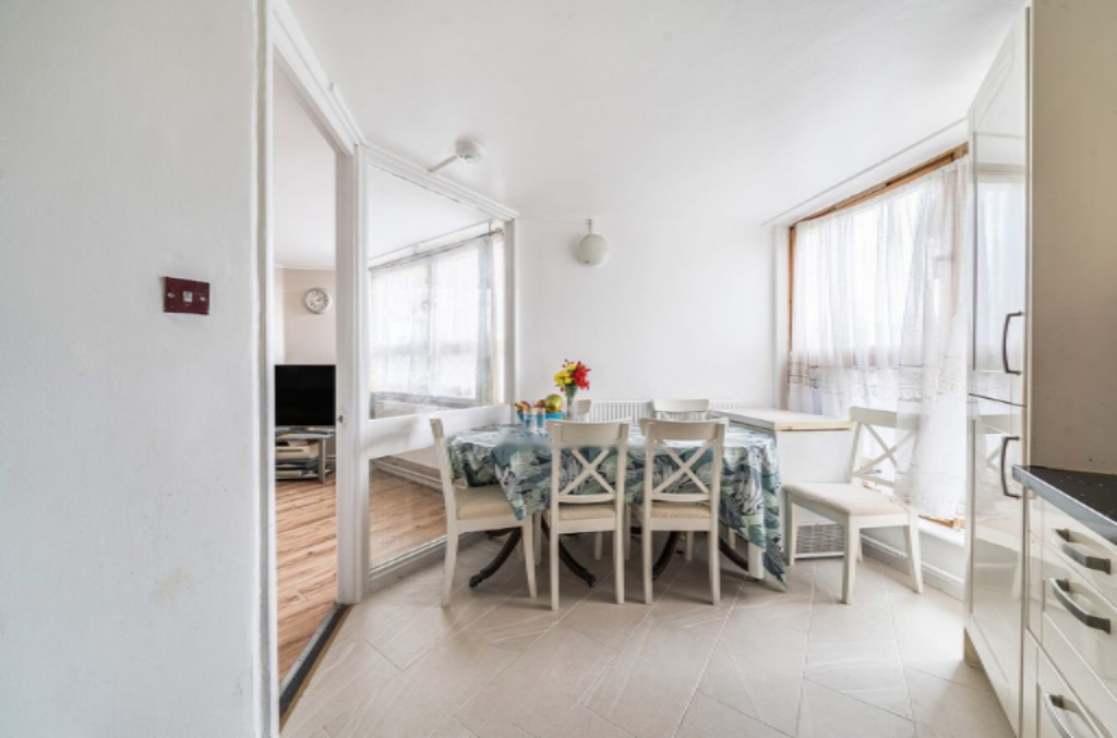 Piso en Londres, Reino Unido, 100 m² - imagen 1