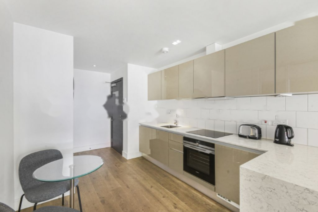 Wohnung in London, Großbritannien, 31 m² - Foto 1
