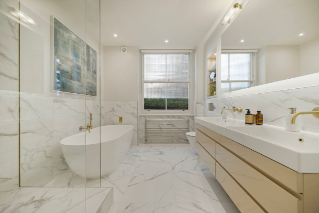 Wohnung in London, Großbritannien, 174 m² - Foto 1