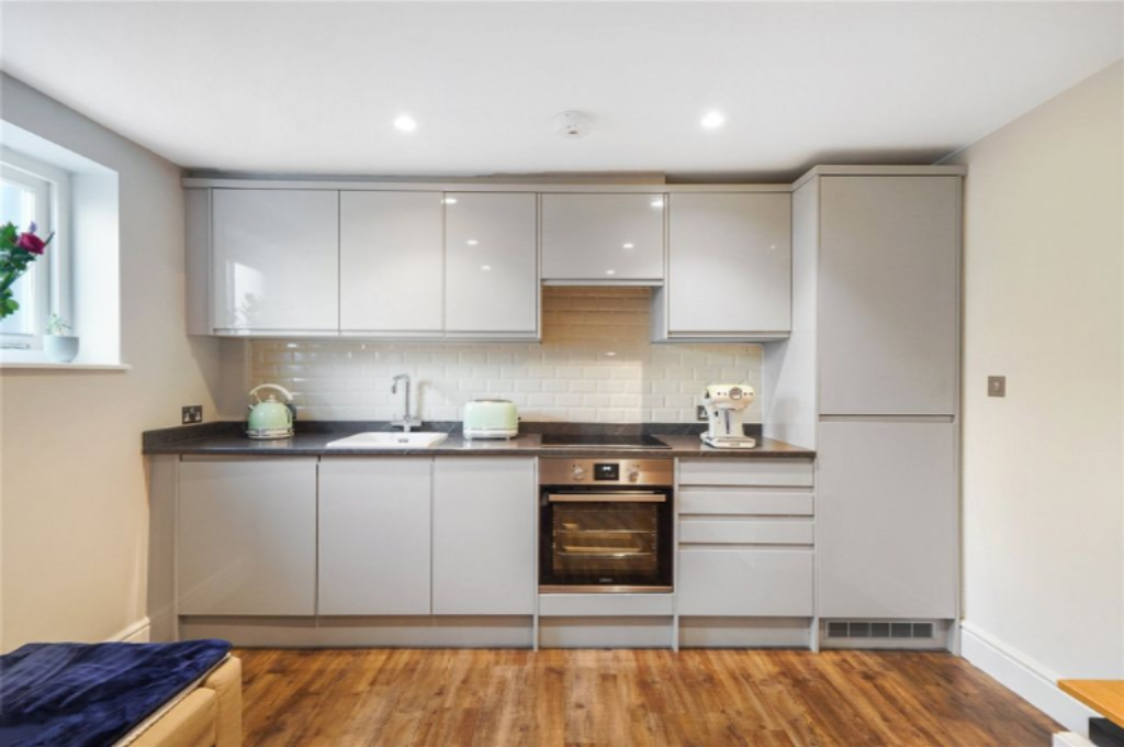 Flat in London, United Kingdom, 30 m² - picture 1