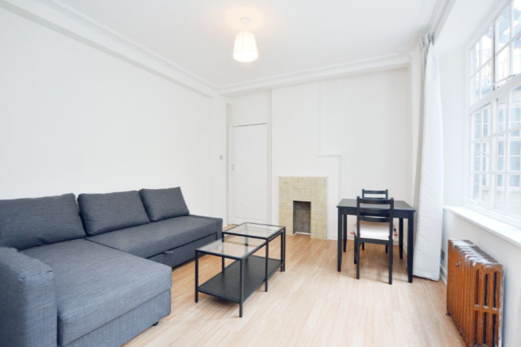 Flat in London, United Kingdom, 39 m² - picture 1