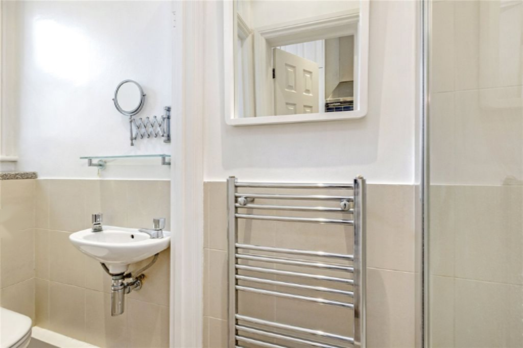 Wohnung in London, Großbritannien, 58 m² - Foto 2