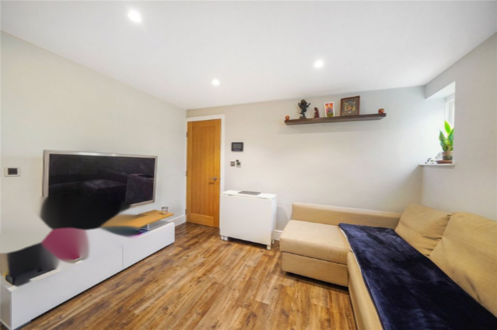 Flat in London, United Kingdom, 30 m² - picture 2