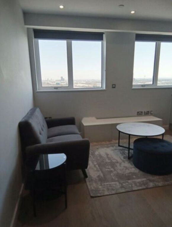 Flat in London, United Kingdom, 32 m² - picture 2