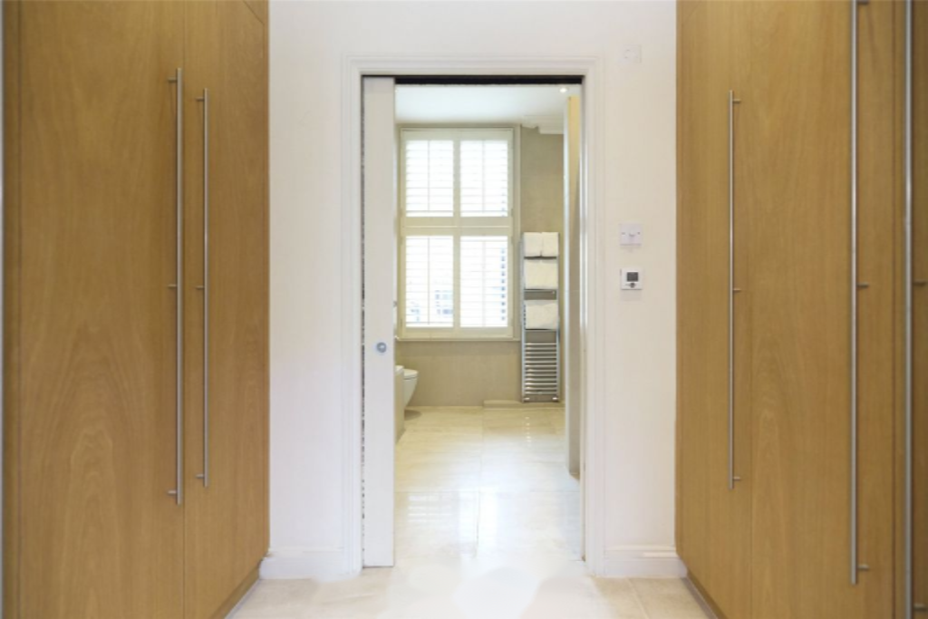 Piso en Londres, Reino Unido, 228 m² - imagen 2