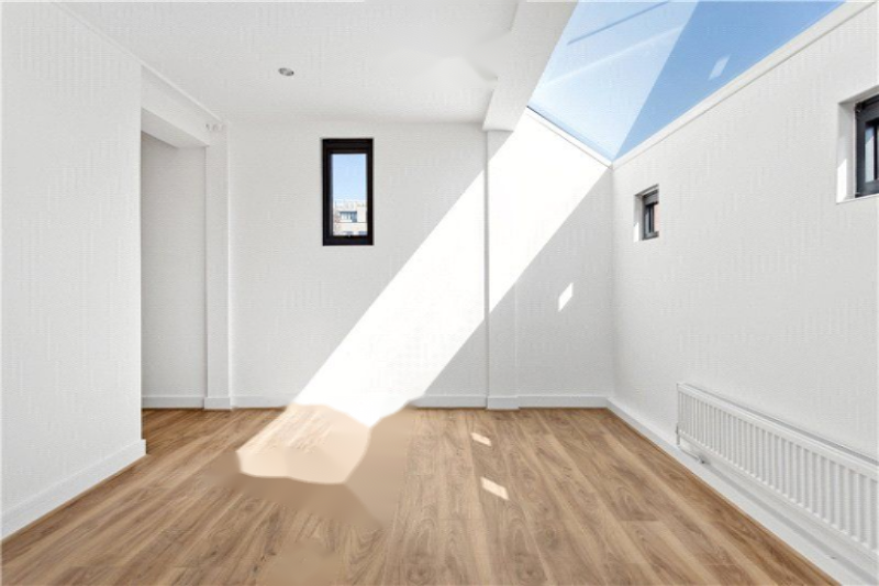 Flat in London, United Kingdom, 42 m² - picture 2