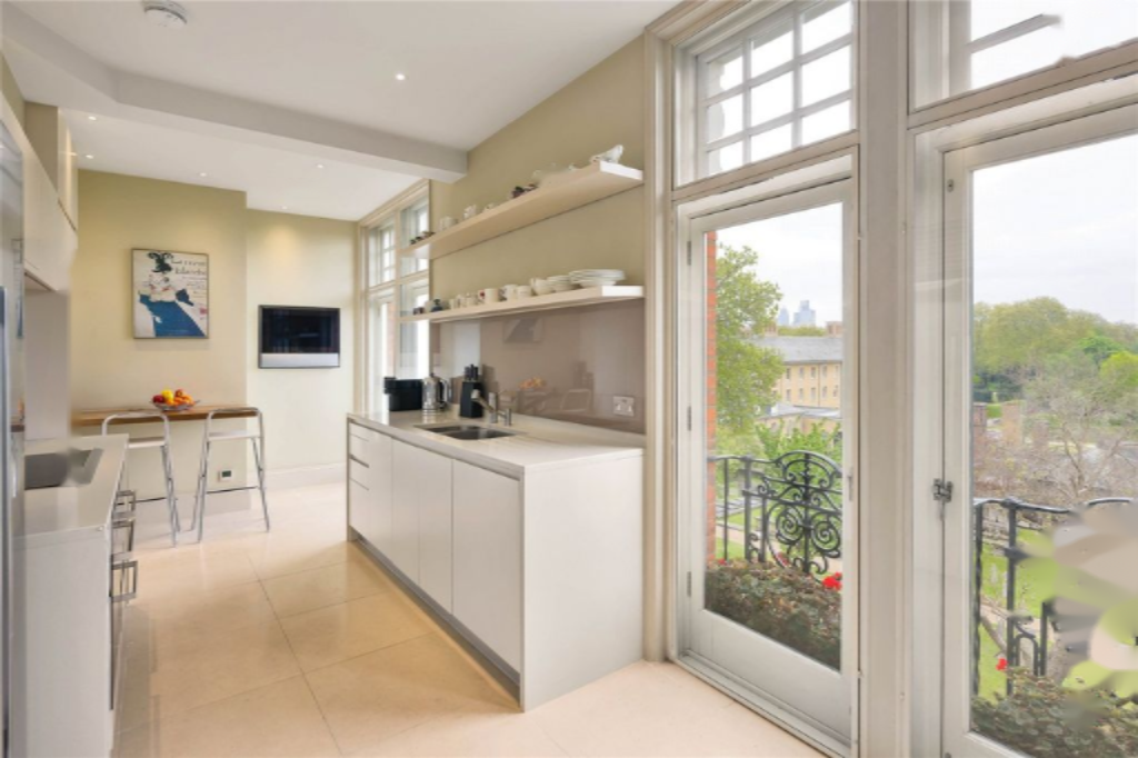 Piso en Londres, Reino Unido, 235 m² - imagen 2