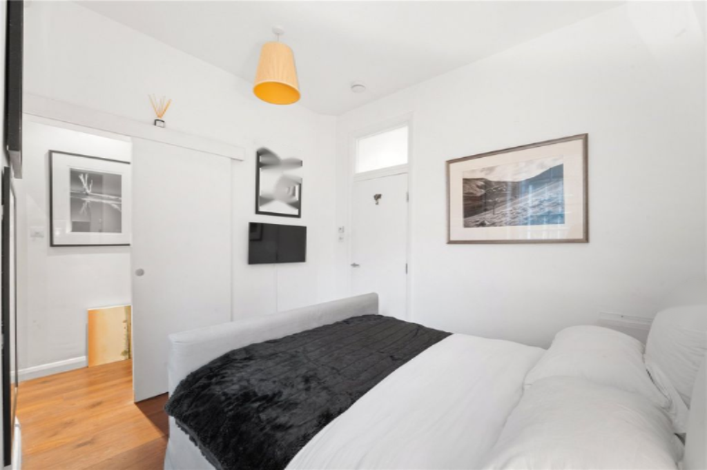 Piso en Londres, Reino Unido, 61 m² - imagen 2