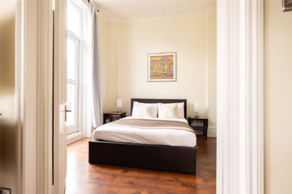 Wohnung in London, Großbritannien, 81 m² - Foto 2