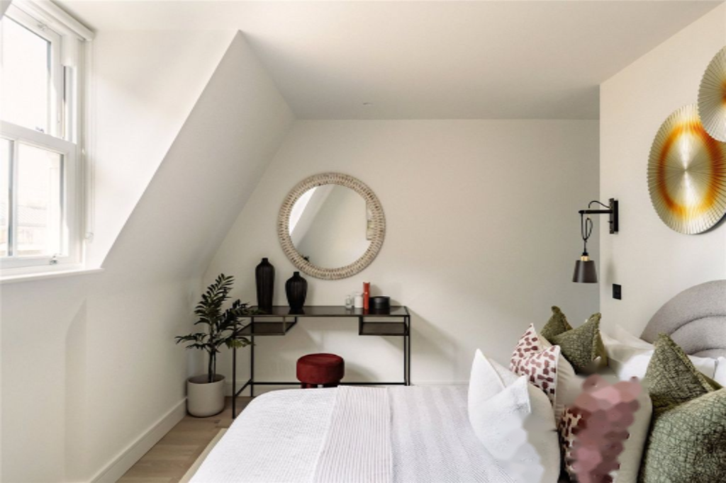 Flat in London, United Kingdom, 155 m² - picture 2