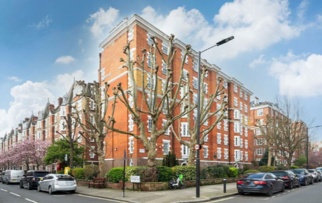 Flat in London, United Kingdom, 35 m² - picture 2