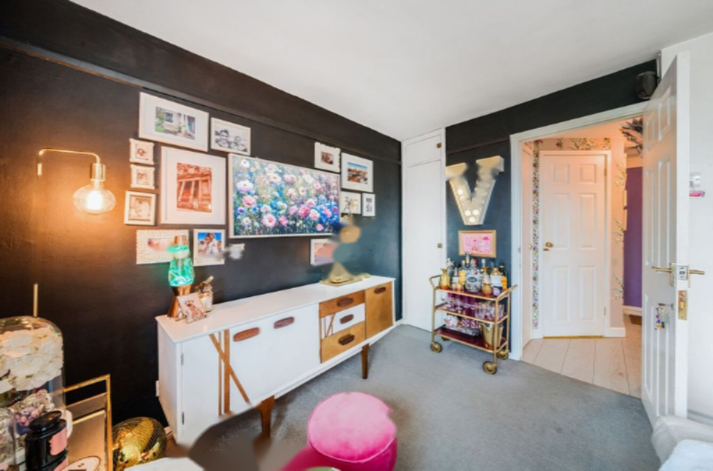 Flat in London, United Kingdom, 33 m² - picture 2