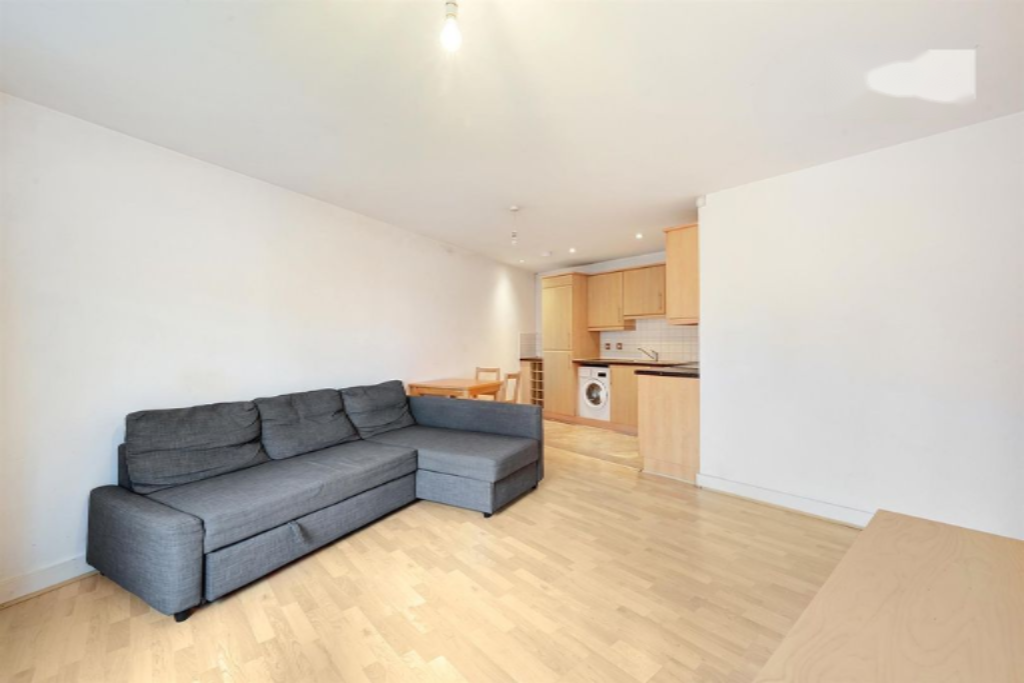 Flat in London, United Kingdom, 53 m² - picture 3
