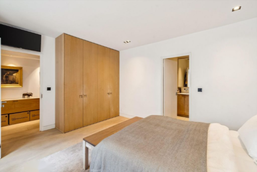 Piso en Londres, Reino Unido, 157 m² - imagen 3