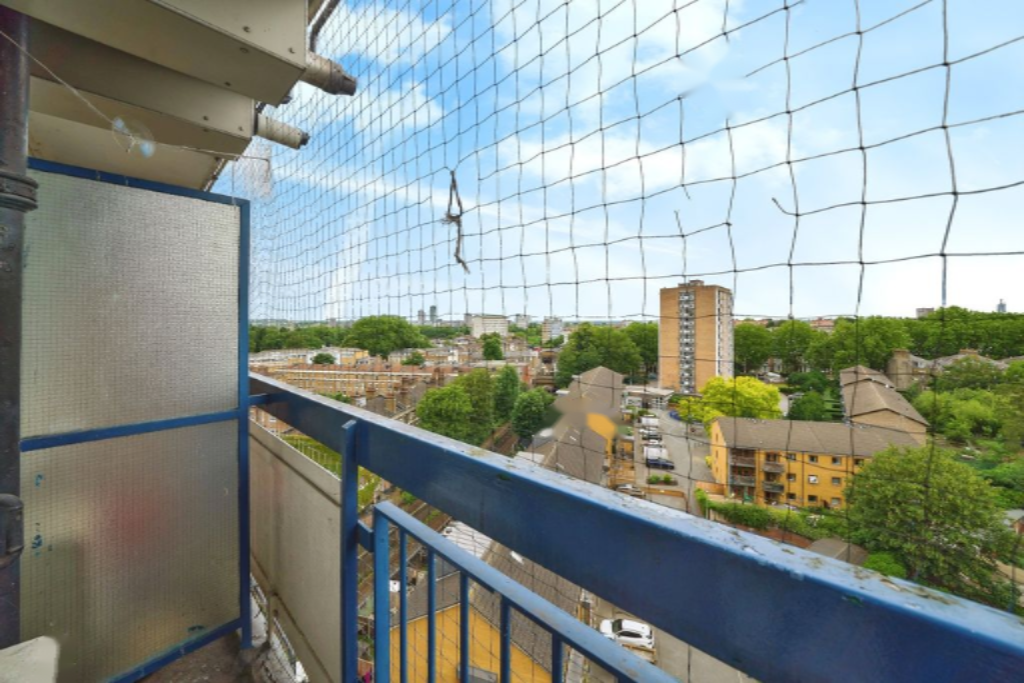 Flat in London, United Kingdom, 52 m² - picture 3