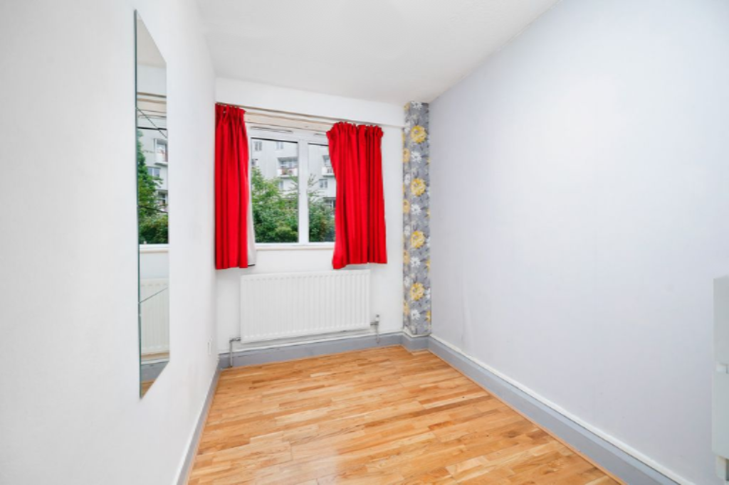 Flat in London, United Kingdom, 71 m² - picture 3