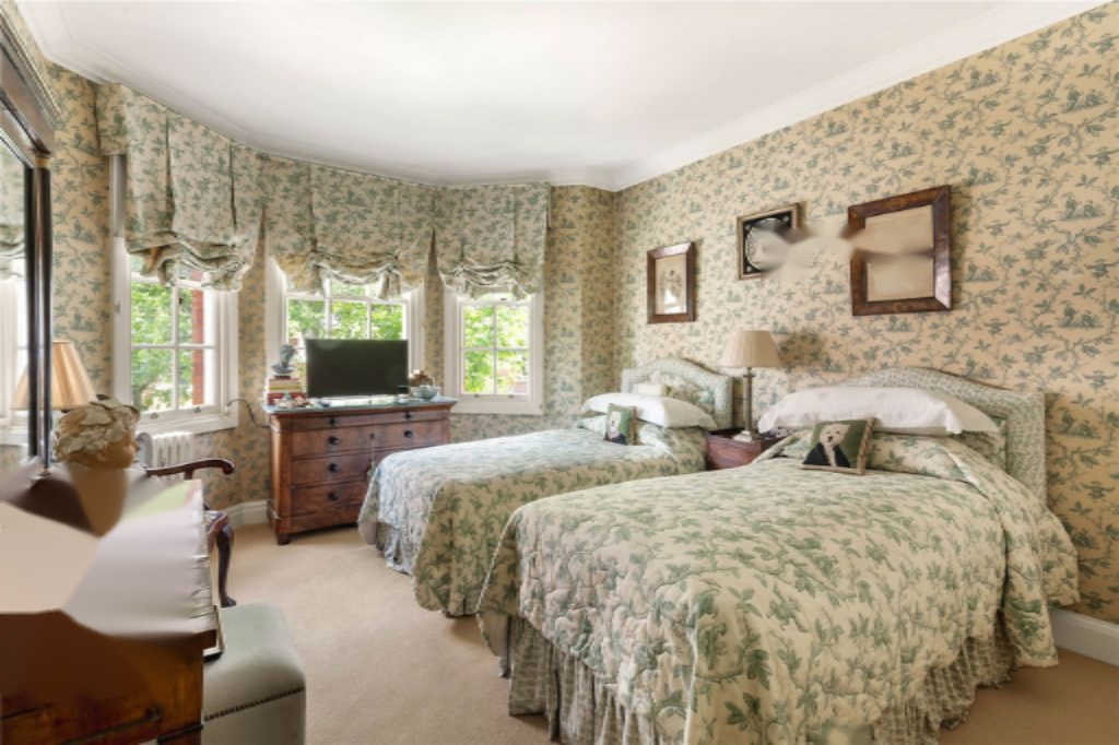 Flat in London, United Kingdom, 127 m² - picture 3