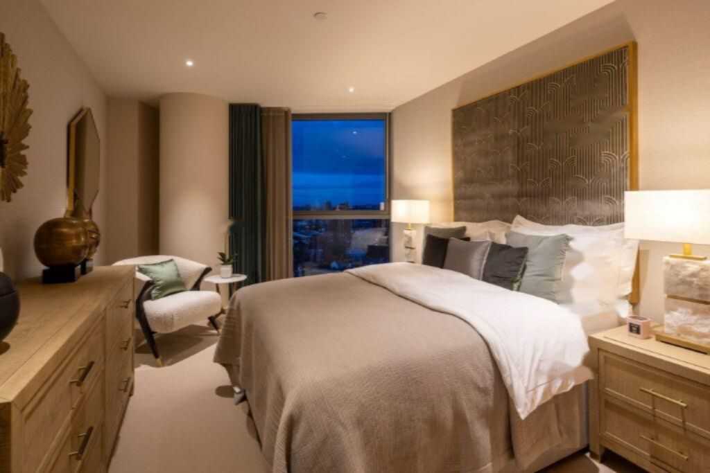 Piso en Londres, Reino Unido, 203 m² - imagen 3