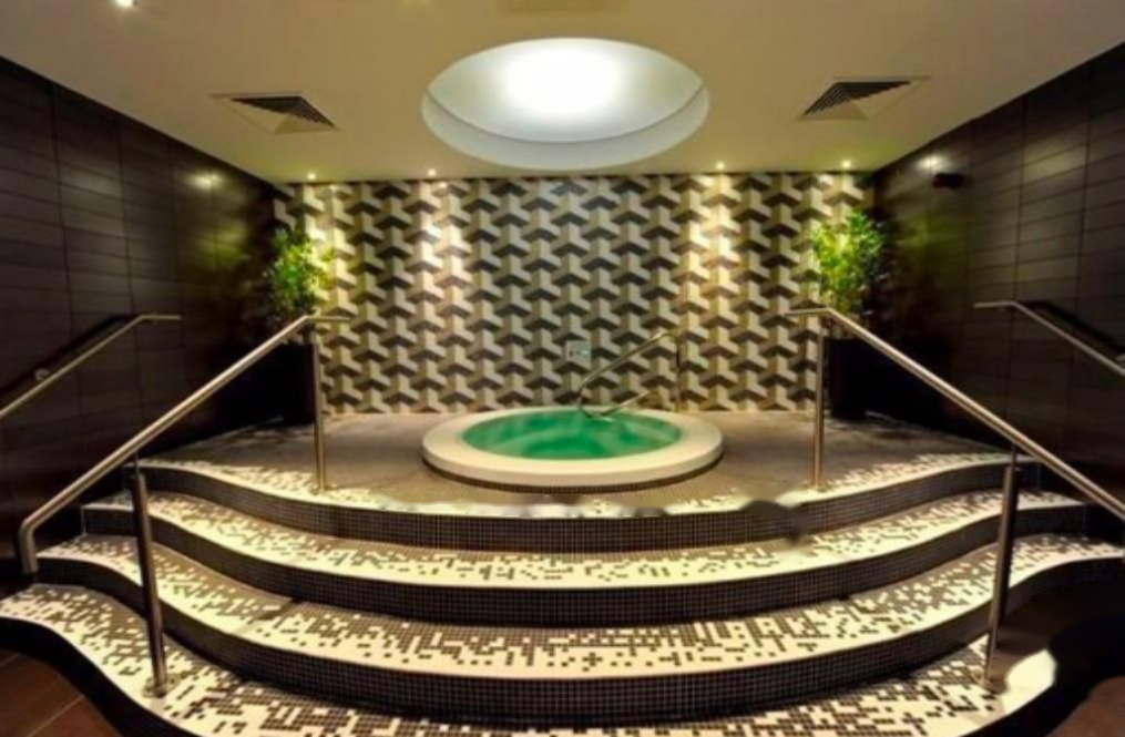 Flat in London, United Kingdom, 63 m² - picture 3