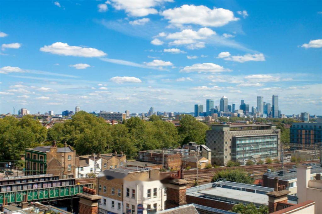 Flat in London, United Kingdom, 38 m² - picture 3