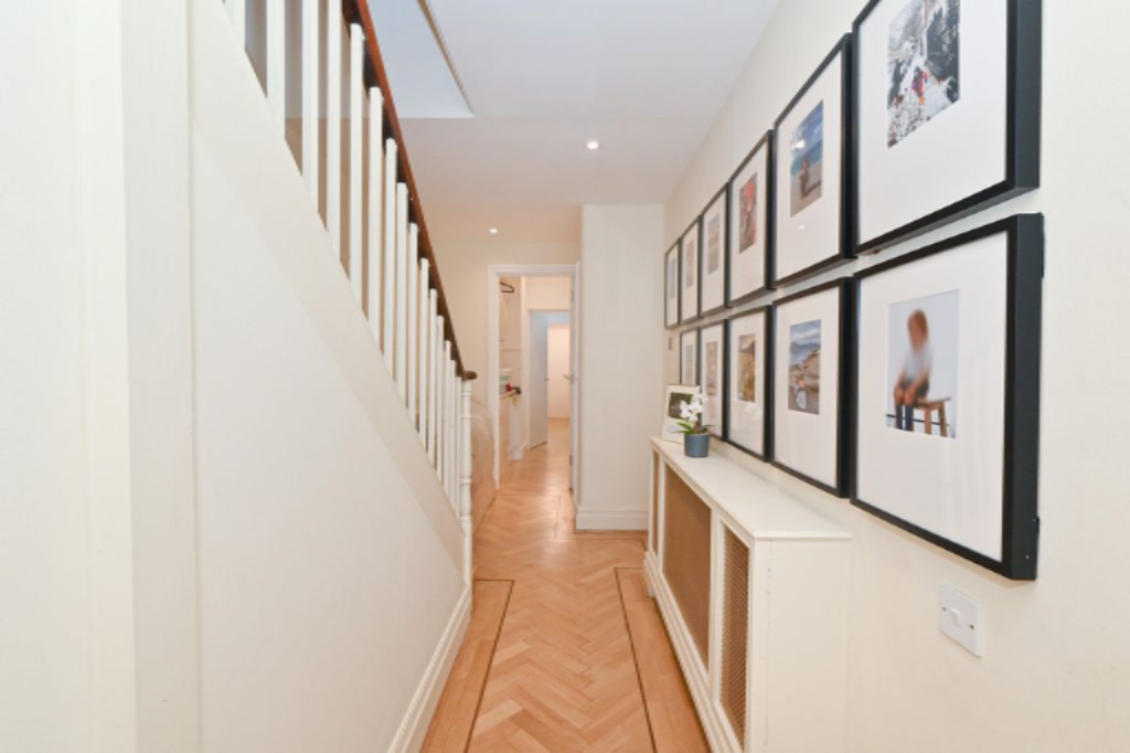 Flat in London, United Kingdom, 229 m² - picture 3