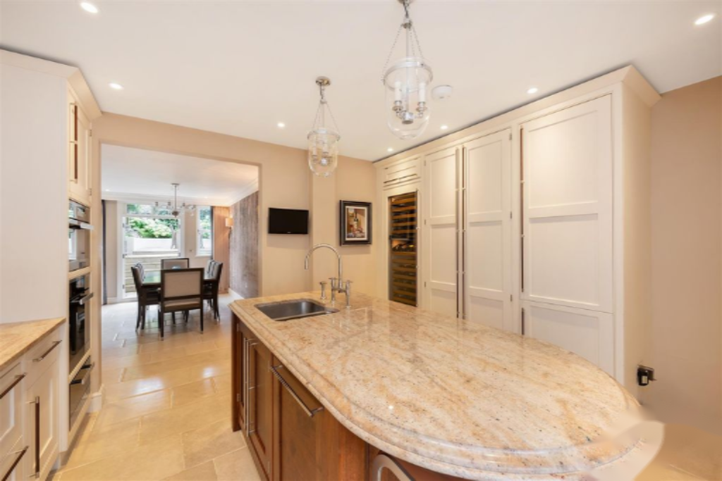 Piso en Londres, Reino Unido, 165 m² - imagen 3