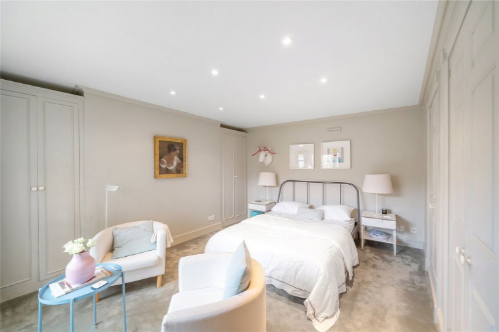 Flat in London, United Kingdom, 79 m² - picture 3