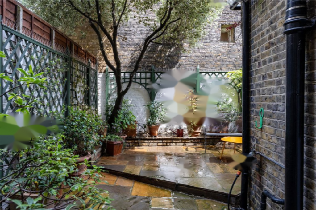 Flat in London, United Kingdom, 89 m² - picture 3