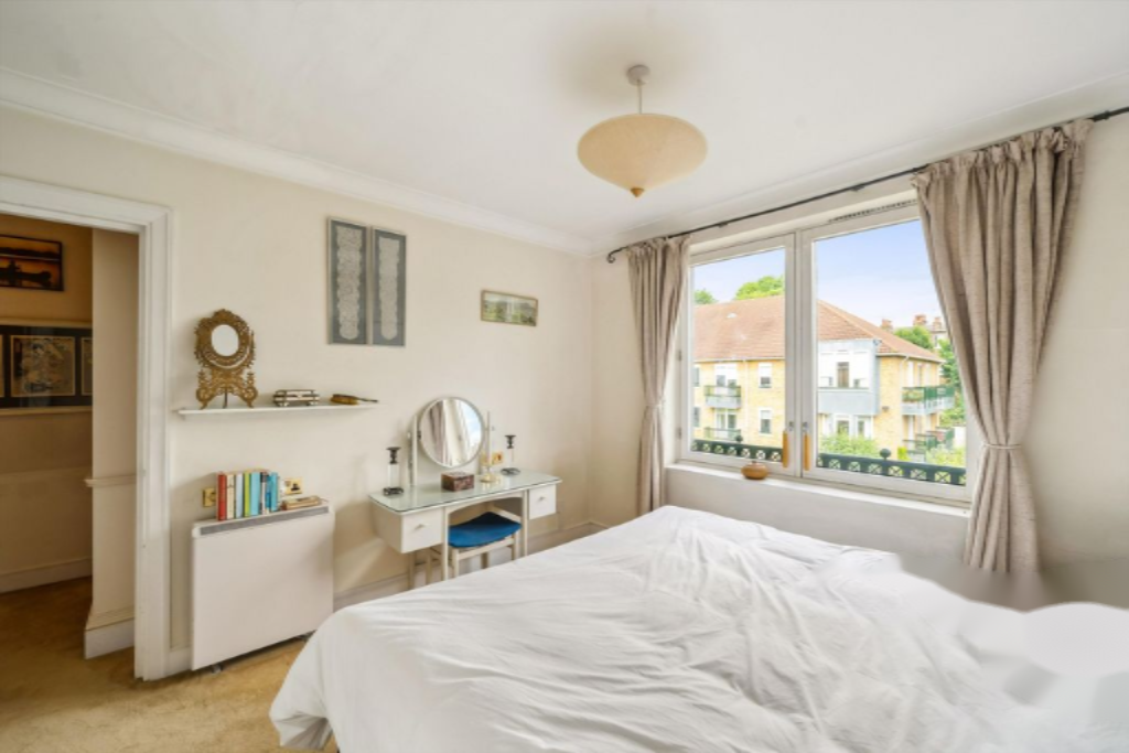 Flat in London, United Kingdom, 51 m² - picture 3