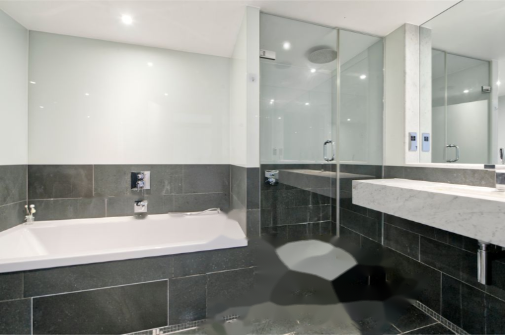 Flat in London, United Kingdom, 161 m² - picture 3