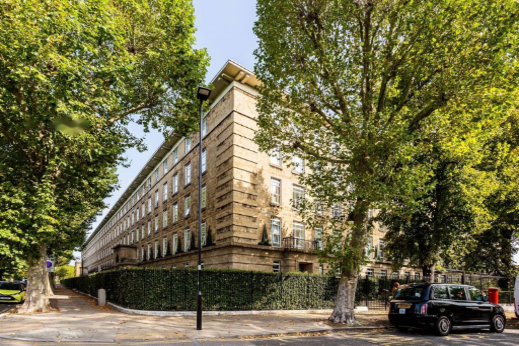 Flat in London, United Kingdom, 40 m² - picture 3