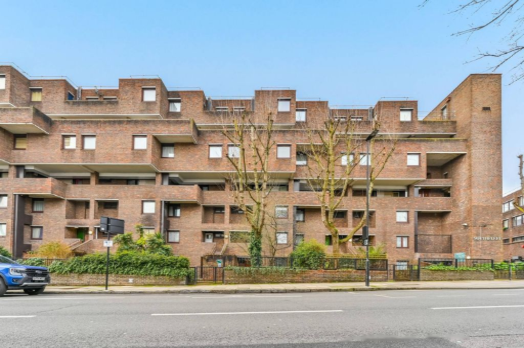 Flat in London, United Kingdom, 49 m² - picture 3