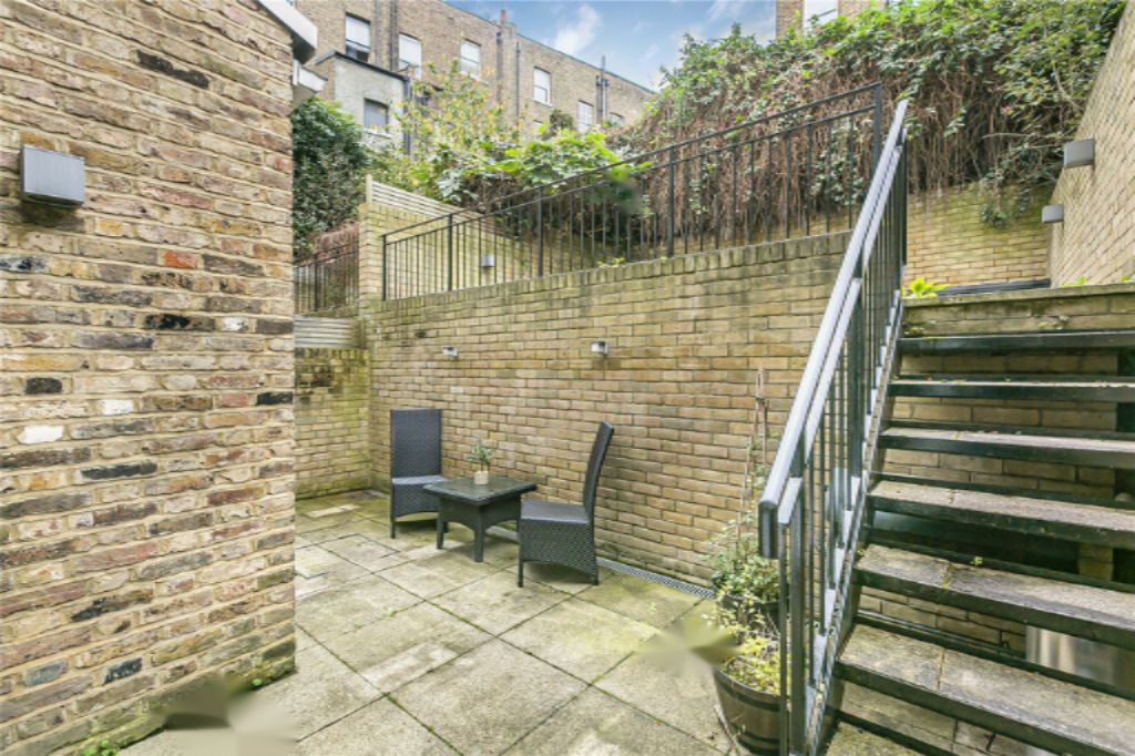 Flat in London, United Kingdom, 47 m² - picture 4