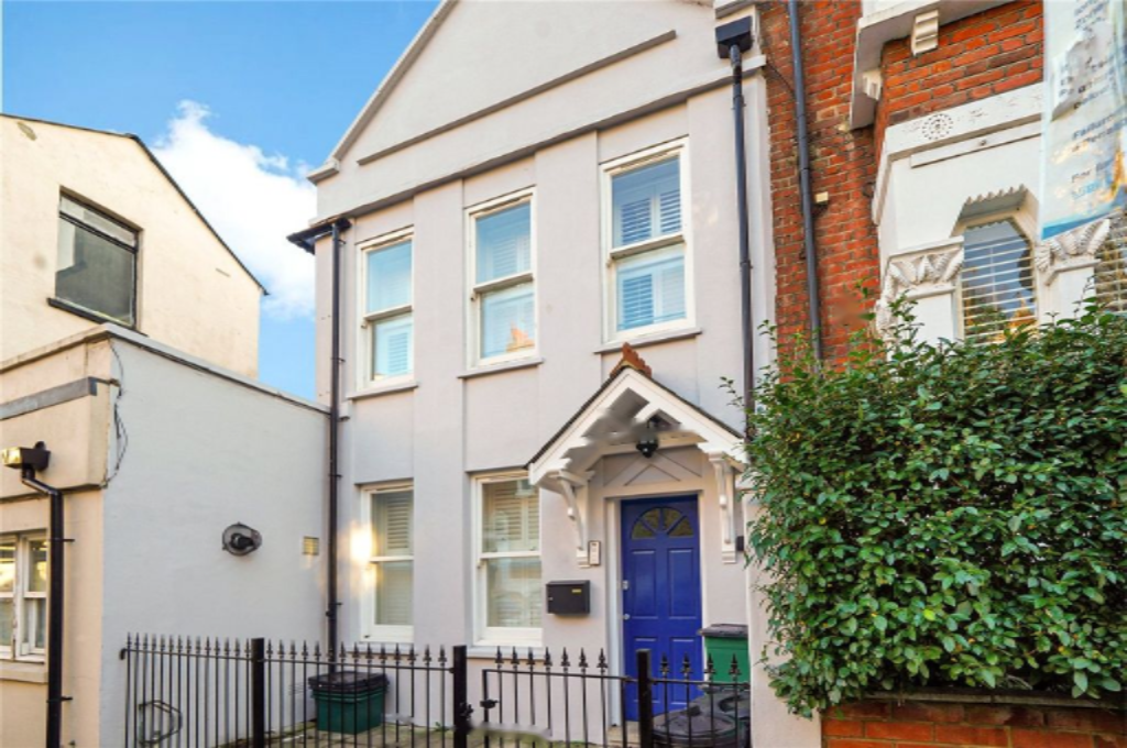 Flat in London, United Kingdom, 30 m² - picture 4