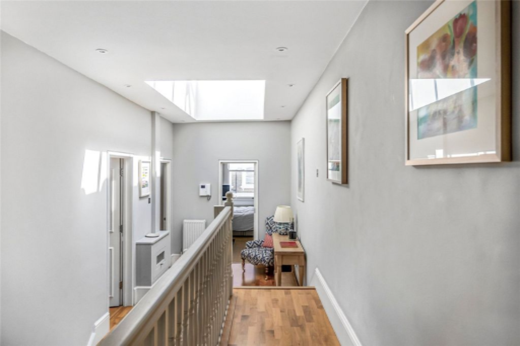 Wohnung in London, Großbritannien, 84 m² - Foto 4