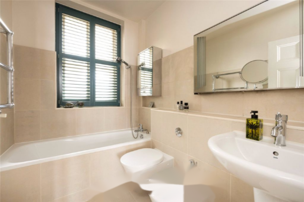 Piso en Londres, Reino Unido, 166 m² - imagen 4