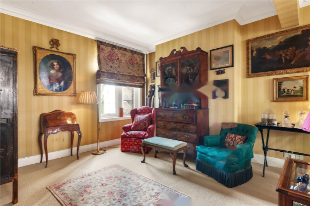 Flat in London, United Kingdom, 127 m² - picture 4