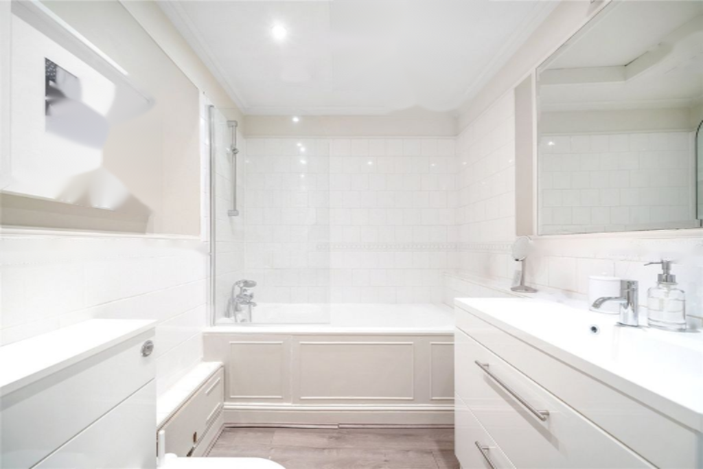 Flat in London, United Kingdom, 79 m² - picture 4