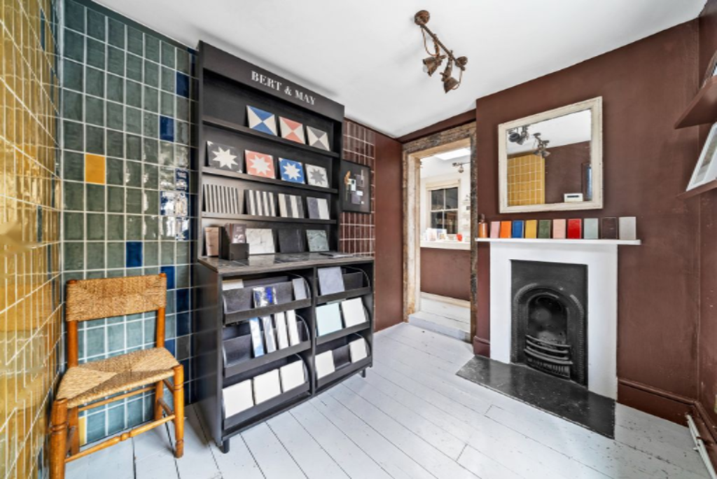 Flat in London, United Kingdom, 205 m² - picture 4