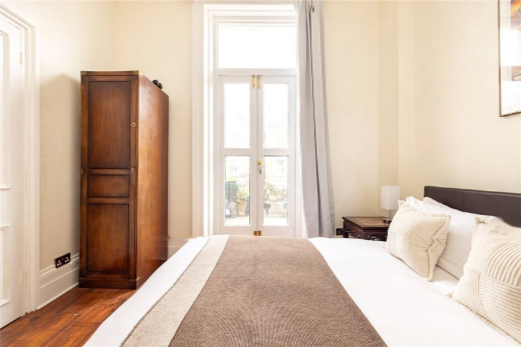 Wohnung in London, Großbritannien, 81 m² - Foto 4