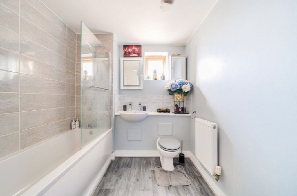 Flat in London, United Kingdom, 53 m² - picture 4