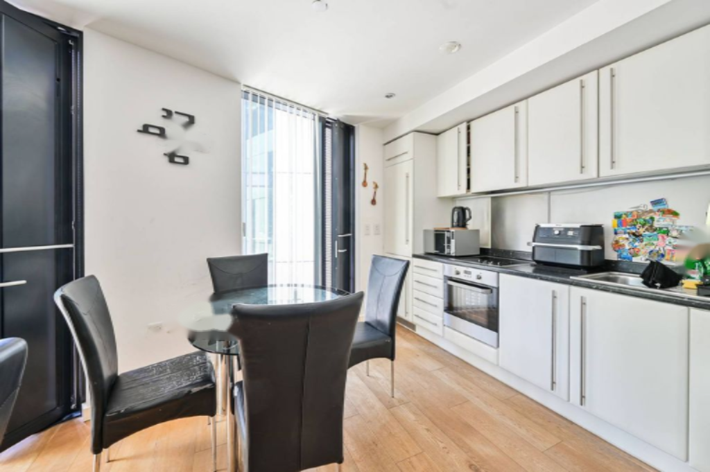 Wohnung in London, Großbritannien, 47 m² - Foto 5
