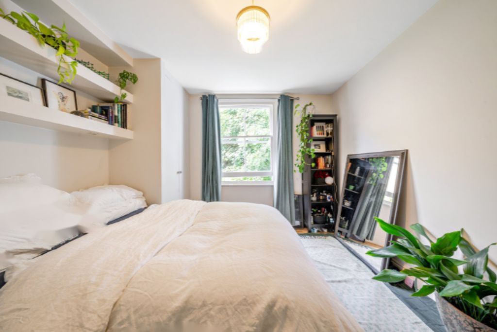 Flat in London, United Kingdom, 42 m² - picture 5