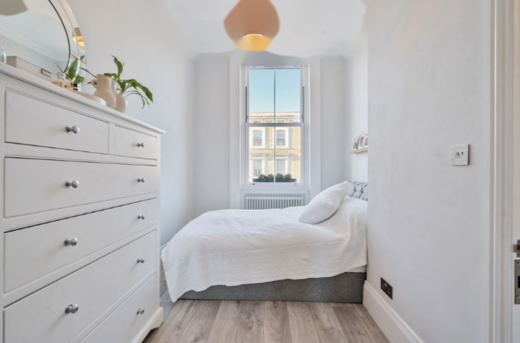 Flat in London, United Kingdom, 39 m² - picture 5