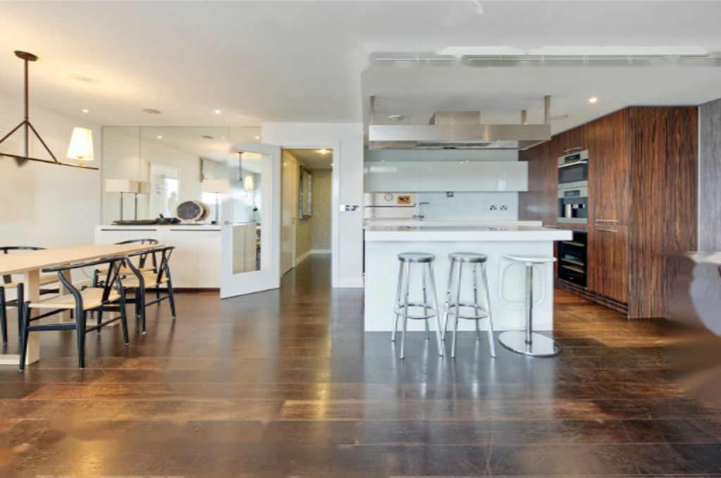 Flat in London, United Kingdom, 161 m² - picture 5