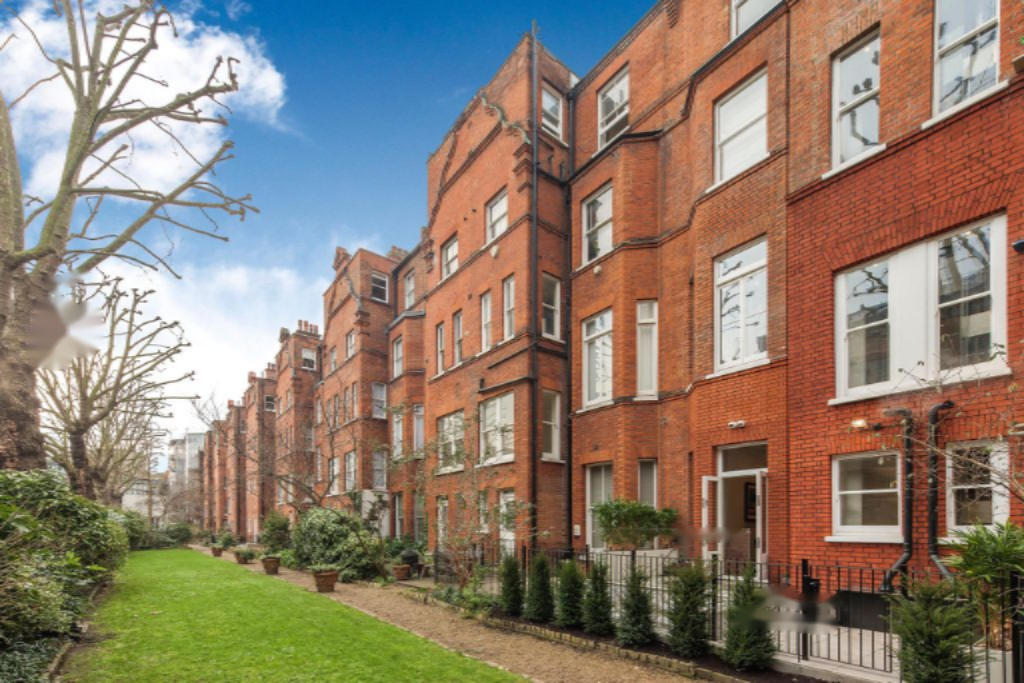 Flat in London, United Kingdom, 594 m² - picture 5