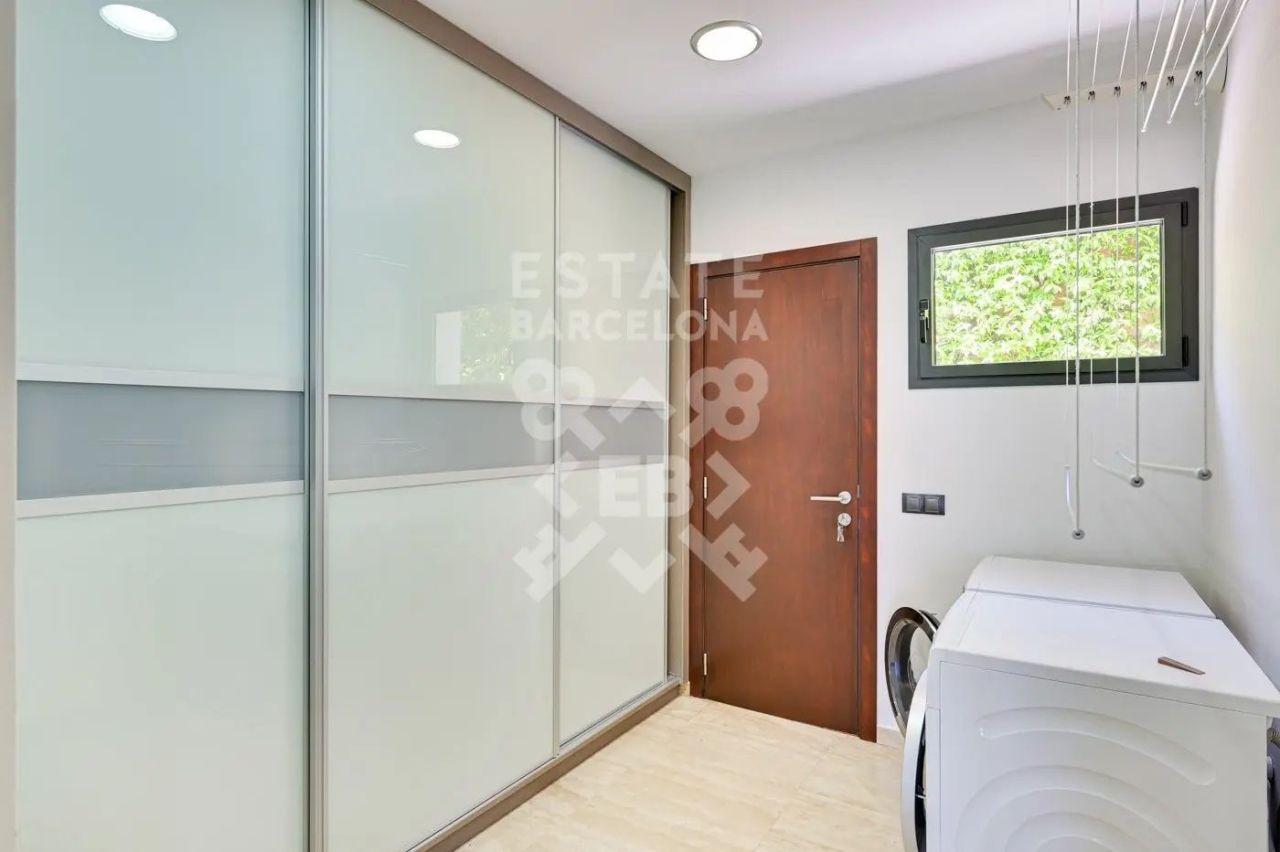 Villa en Lloret de Mar, España, 298 m² - imagen 9