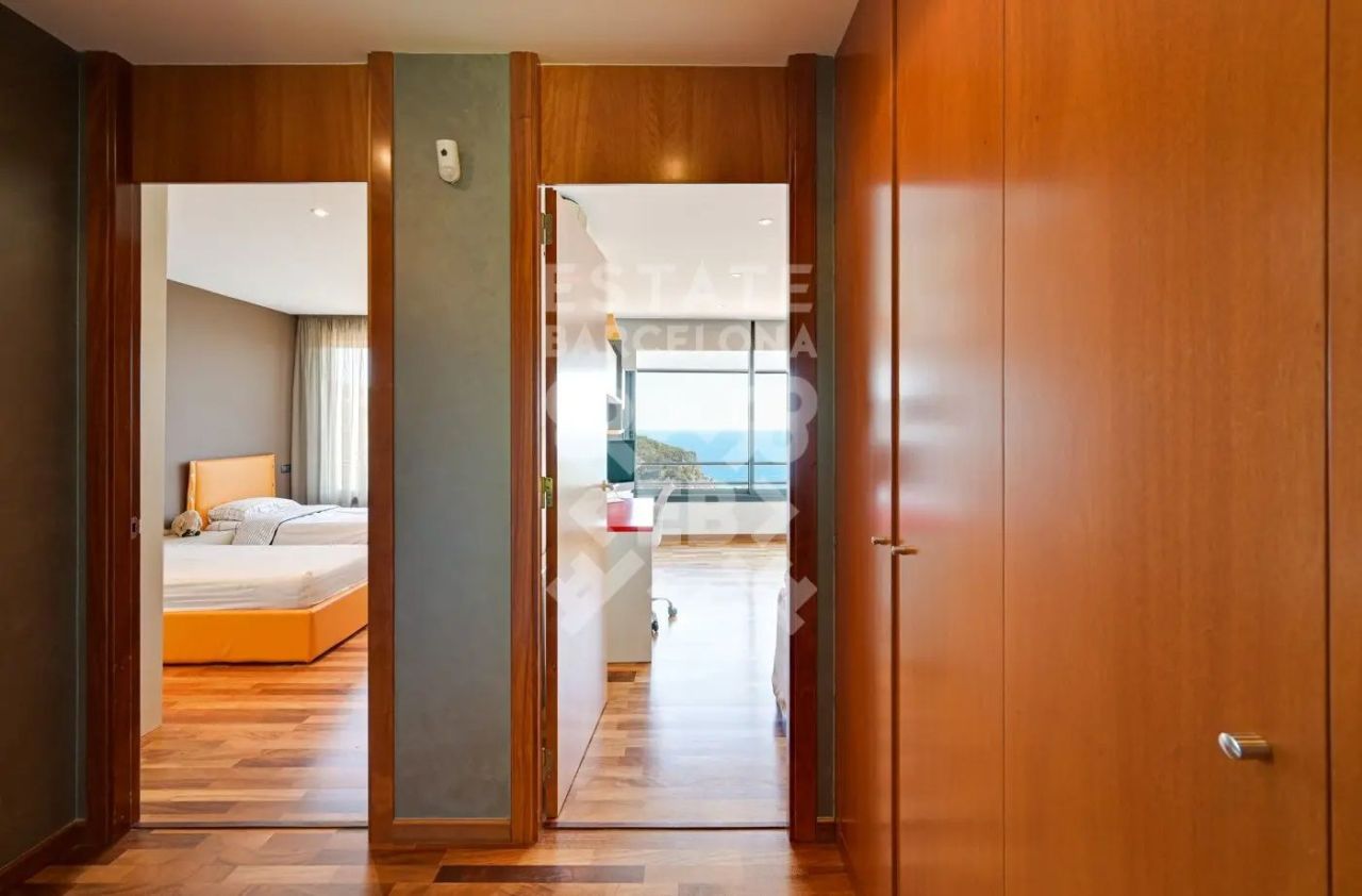 Villa en Lloret de Mar, España, 298 m² - imagen 14