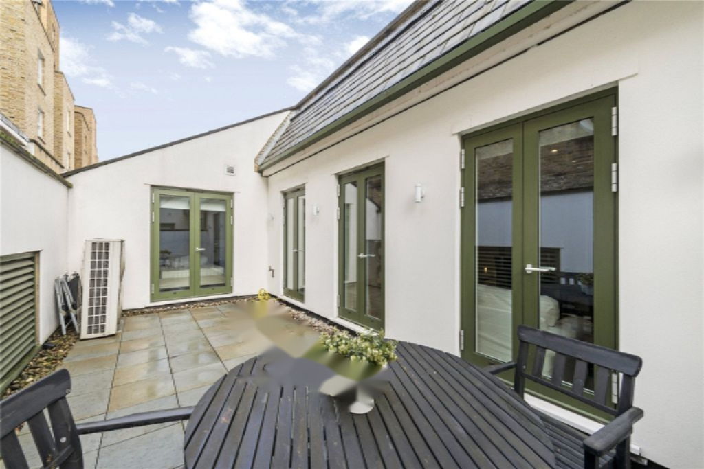 Flat in London, United Kingdom, 91 m² - picture 5